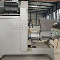 Charcoal Extruder Machine